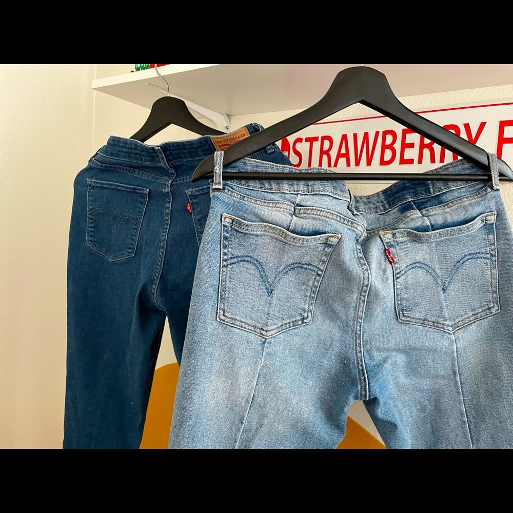 Levis Jean Bundle - image 3